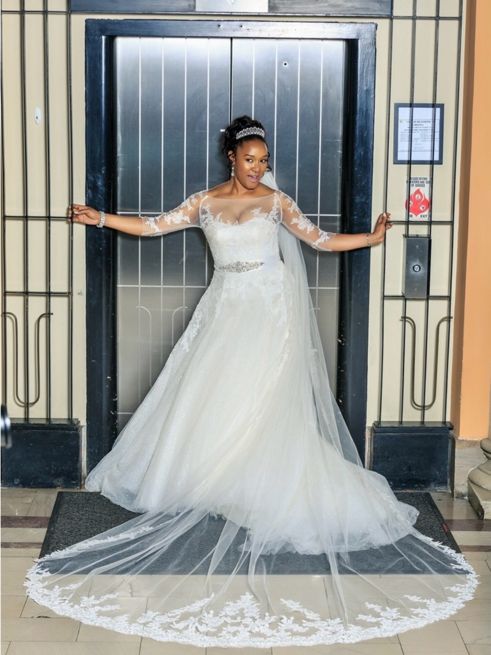 Elegant Cathedral Veil